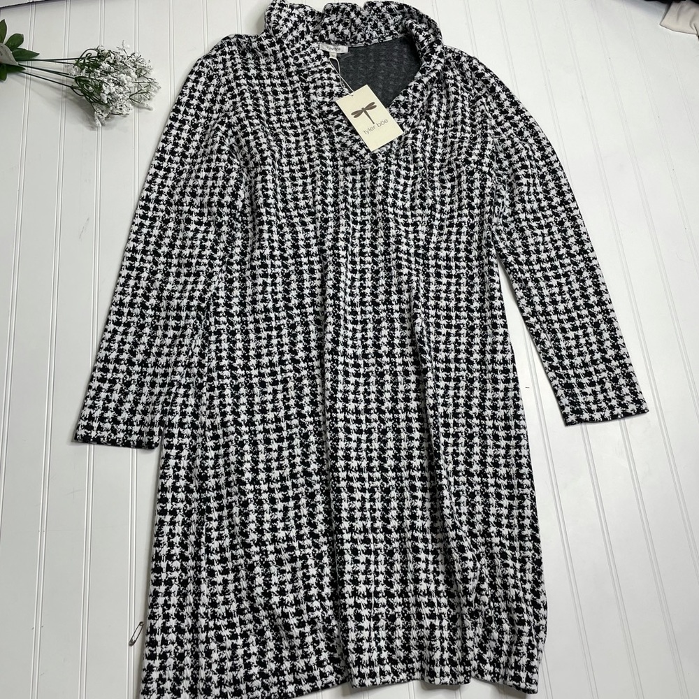 Elegant Black and White Houndstooth Dress